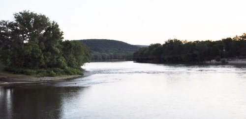 River running through Binghamton, NY