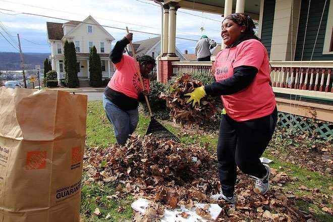 Students during the CU-Bloomsburg Annual Big Event