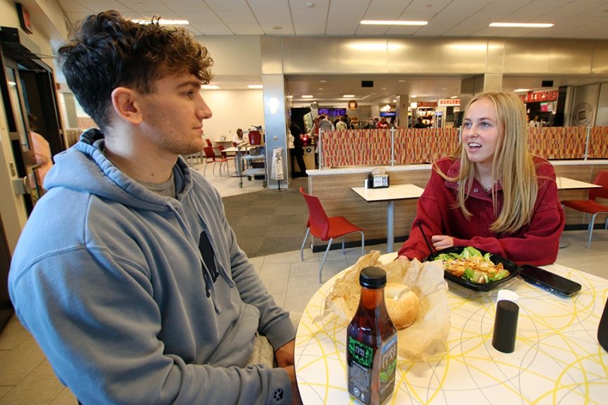 A student favorite destination, the Husky Lounge offers popular food court favorites like overstuffed sandwiches and wraps, burgers, cheesesteaks and Bloomsburg’s own fresh bagels.